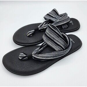 SANUK Yoga Sling 2 Womens Size 10 Sandals Black and White stripes Preowned